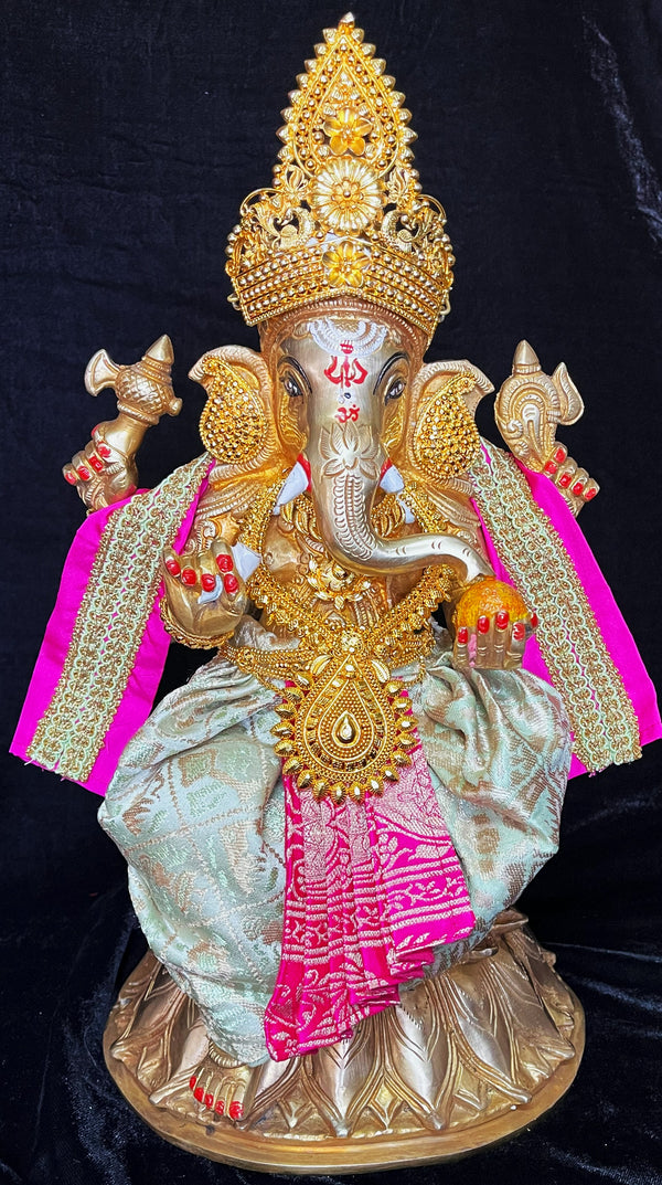 Deity dhoti and patka shalya / Uparna vastra made of Brocade Silk (Pure Silk) - Off white Saree with Pink pleats and shalya