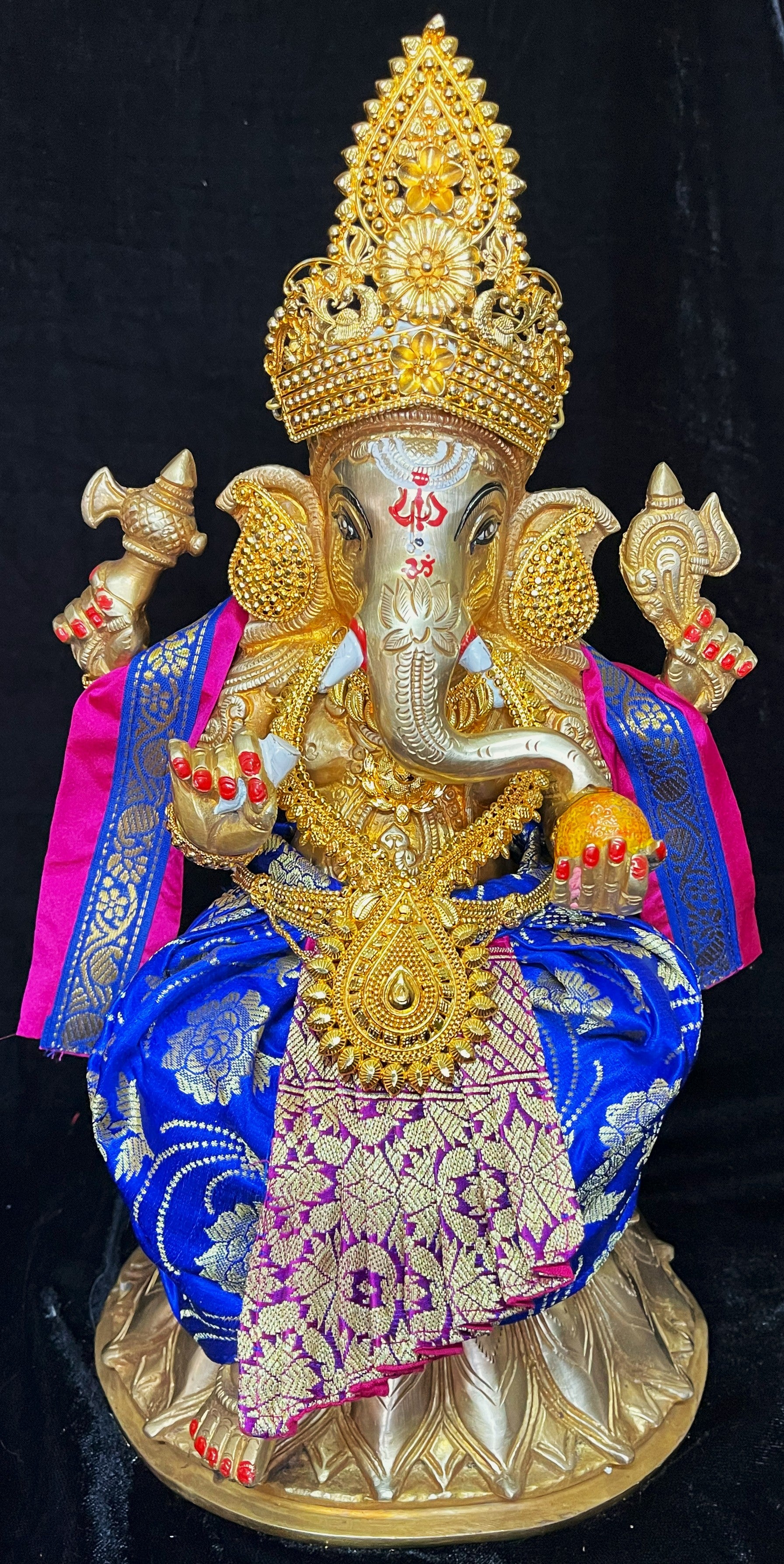 Deity dhoti and patka shalya / Uparna vastra made of Brocade Silk (Pure Silk) - Royal Blue Saree with Purple with Gold pleats and Pink shalya 1