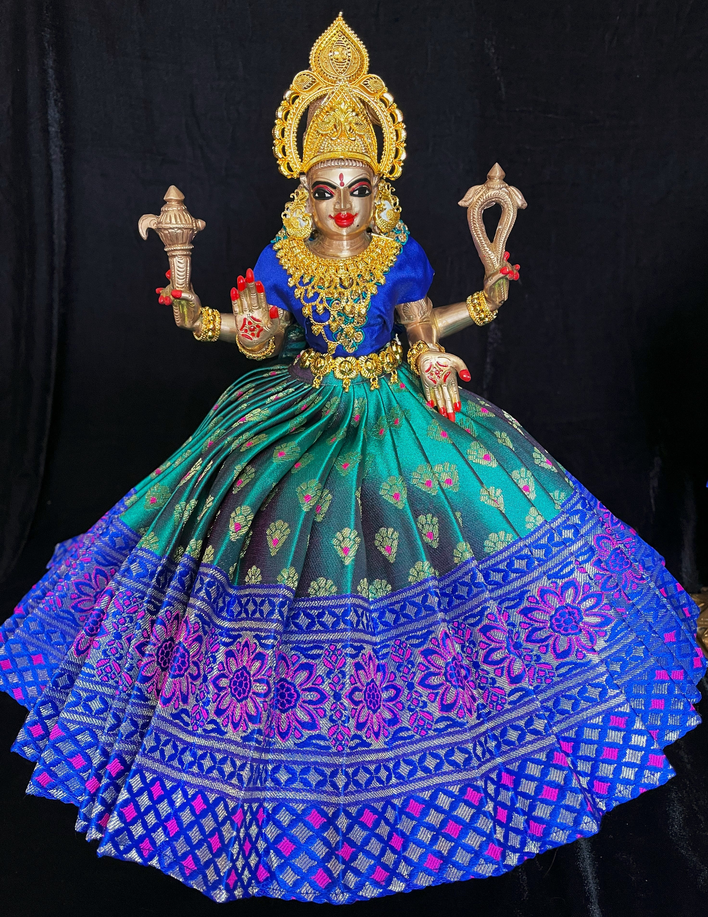 Deity saree / lehenga patka made of Brocade Silk (Pure Silk) - Peacock Green Saree with running Royal Blue border and blouse 2
