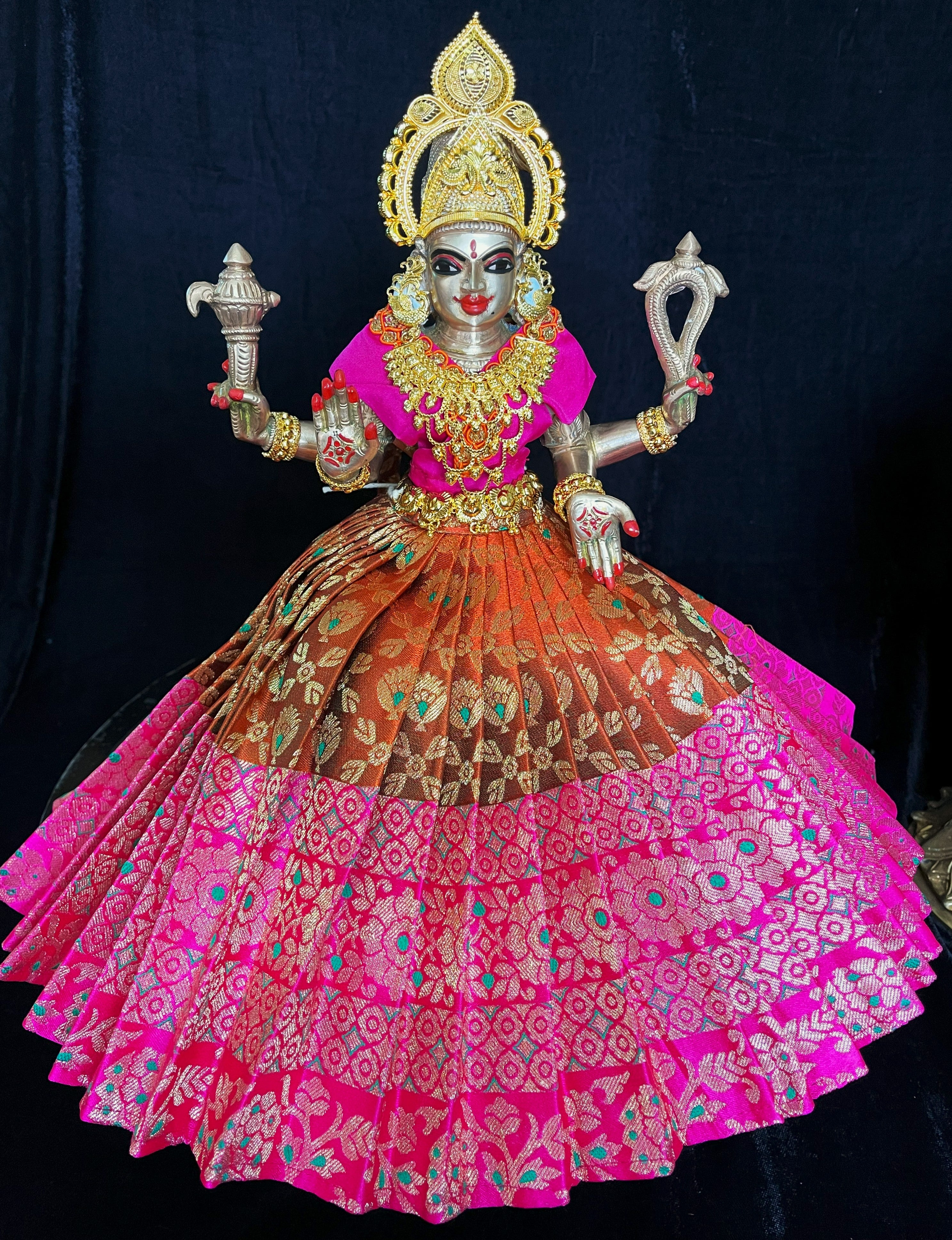 Deity saree / lehenga patka made of Brocade Silk (Pure Silk) - Brick Red Saree with running Hot Pink border and blouse 1