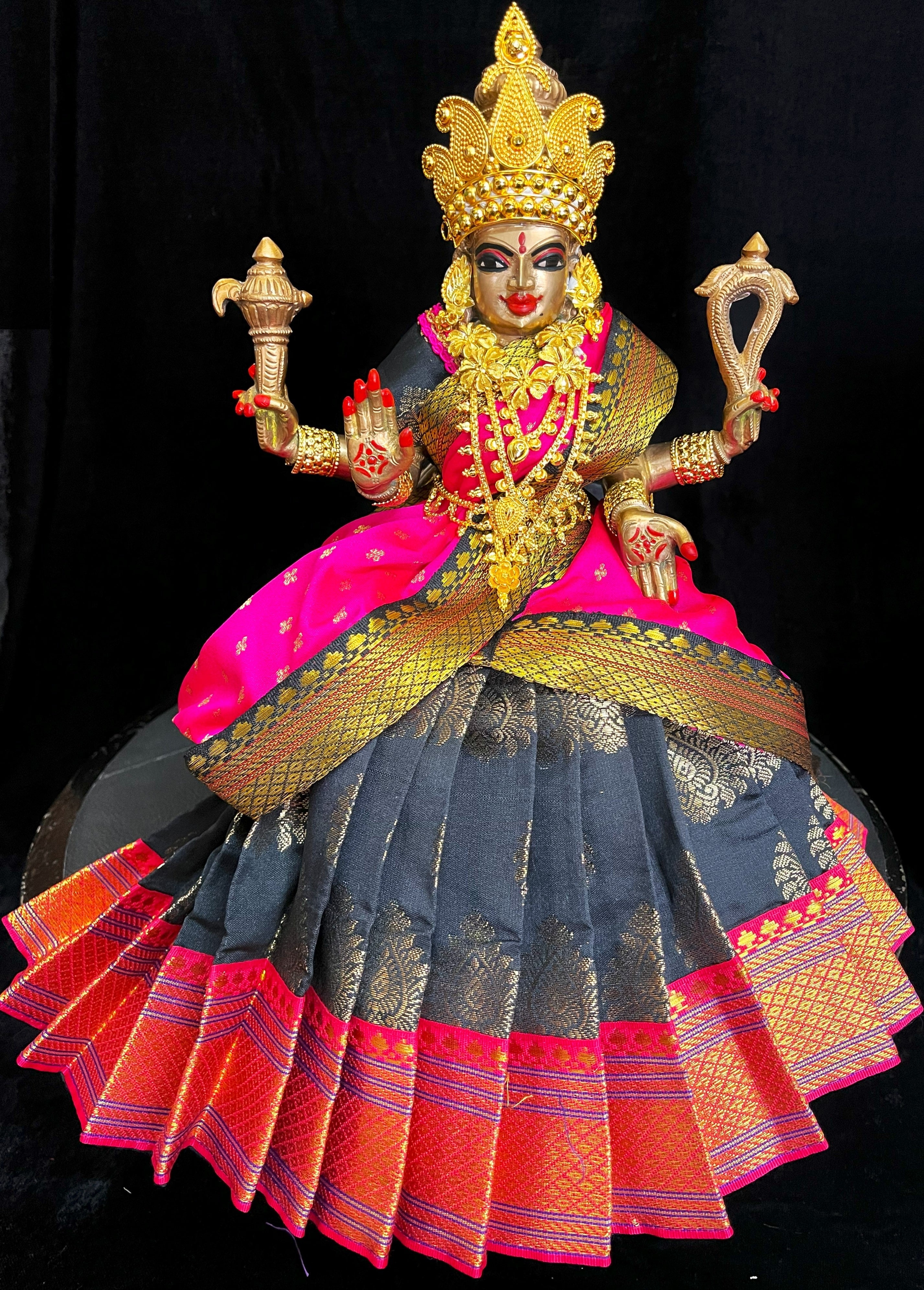 Deity half saree / lehenga patka made of Pastel Tapeta Silk Saree (Pure Silk) - Black Lehenga with Pink  jari border and Pink dupatta 4
