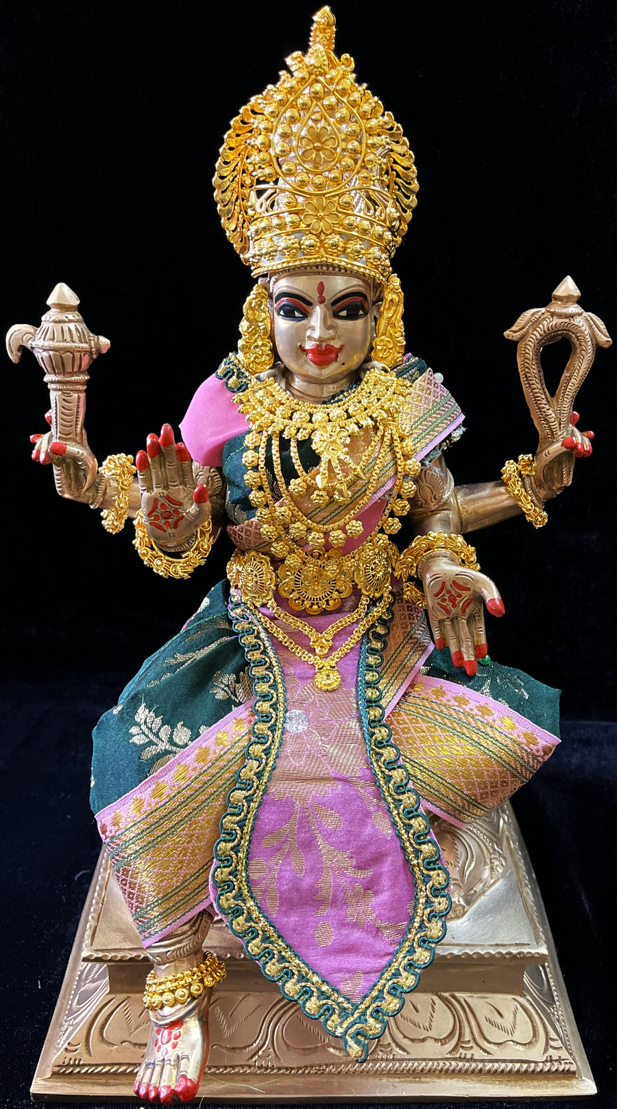 Deity Temple Saree Style Saree made of Chanderi Zari Silk (Not Pure Silk) - Bottle Green Saree with Pastel Pink Border, Pastel Pink Blouse and Pleat