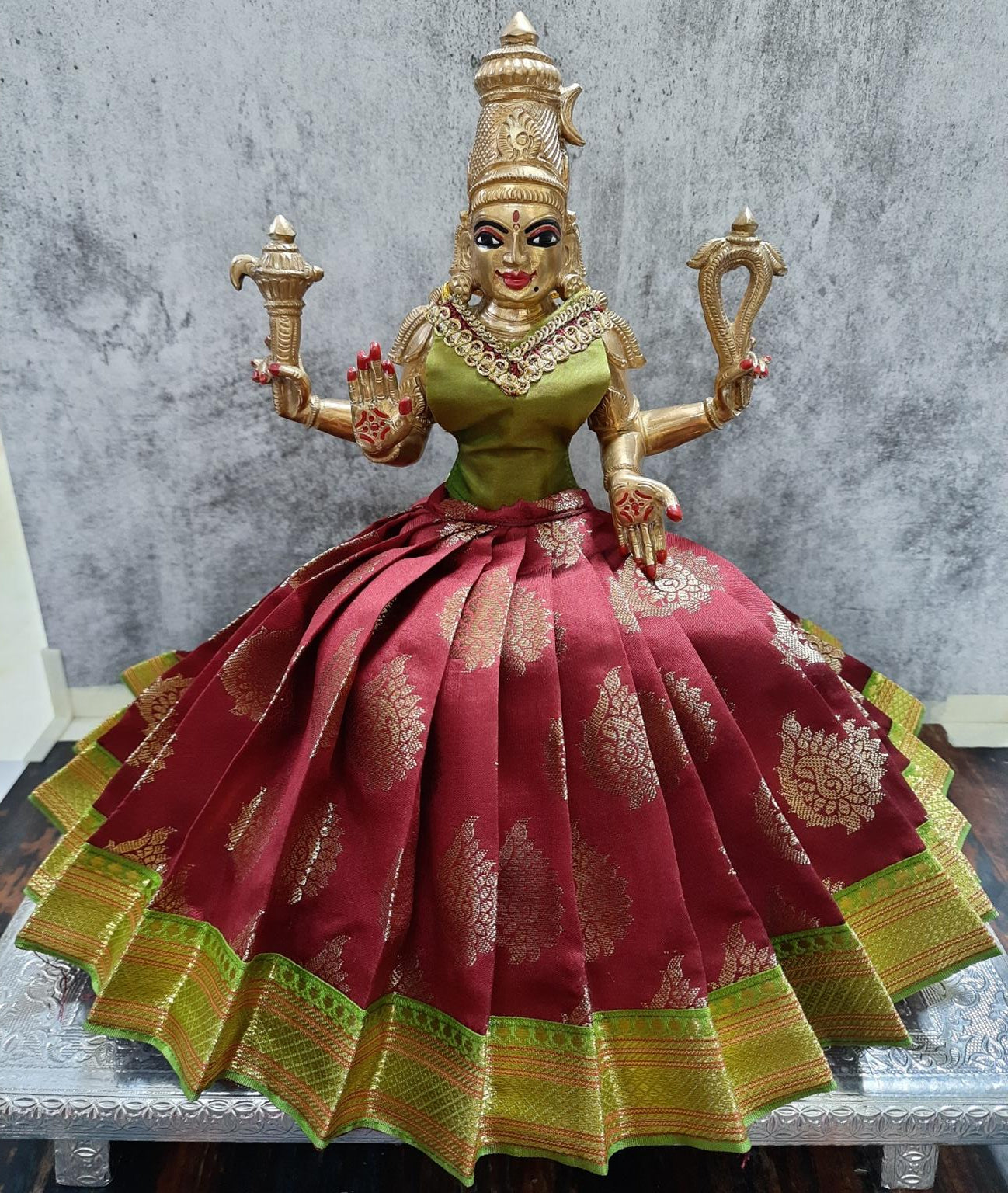 Deity Lehenga  / Lehenga patka made of Tapeta Big Butta Silk Lehenga  (Not Pure Silk) - Maroon Lehenga with Olive Green Border and Olive Green Blouse 1