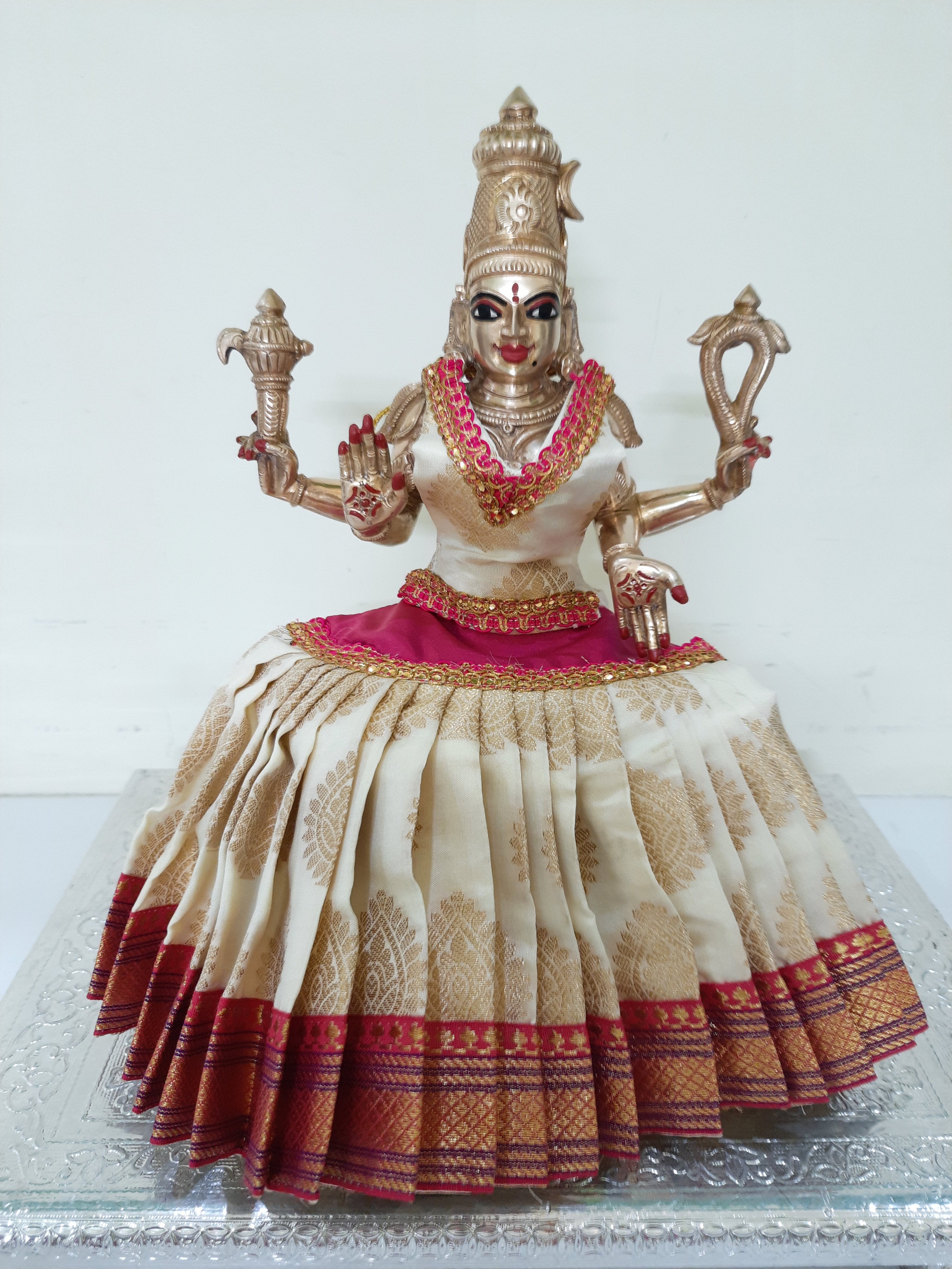 Deity Lehenga  / Lehenga patka made of Tapeta Big Butta Silk Lehenga  (Not Pure Silk) - Off-White and Pink Lehenga with Pink Border and Off-White Blouse 1