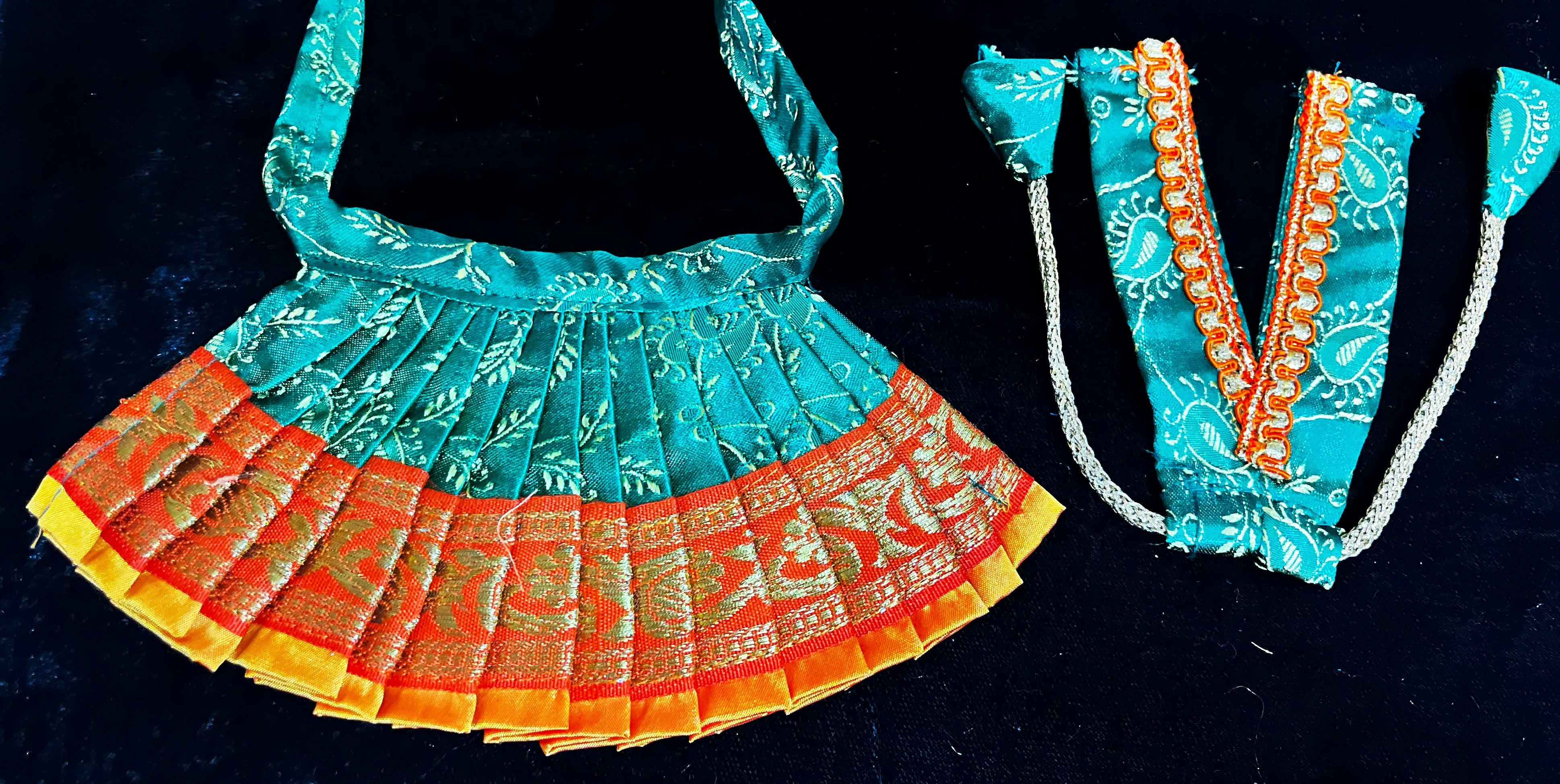 Deity half saree / lehenga patka made of Satin Silk (Not Pure Silk) - Green Saree with Orange border and Orange dupatta 3