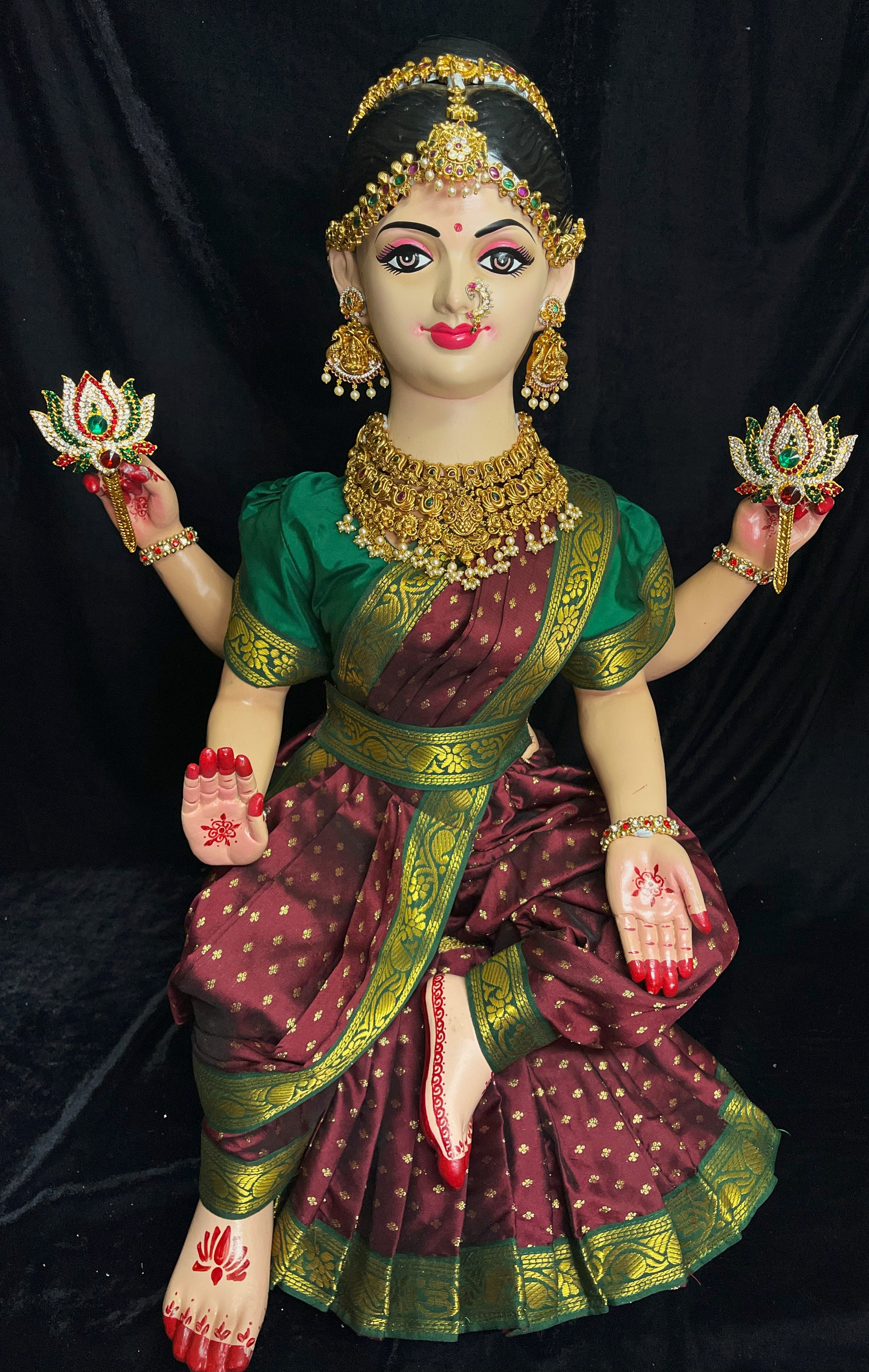 Temple-Style Pre-Stitched Saree Set for Small Sitting Body - Maroon Saree with Green border and Green blouse 1