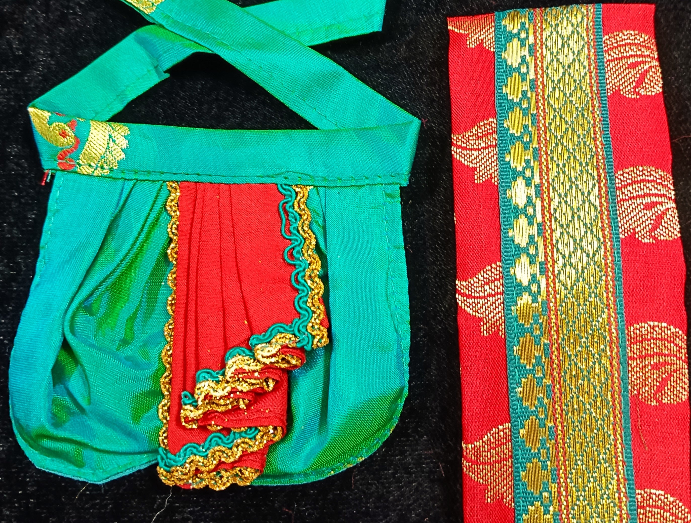 Deity dhoti and patka shalya / Uparna vastra made of Silkmark certified Pure Silk fabric. - Rama Blue Dhoti & Shalya with Red Contrast 2