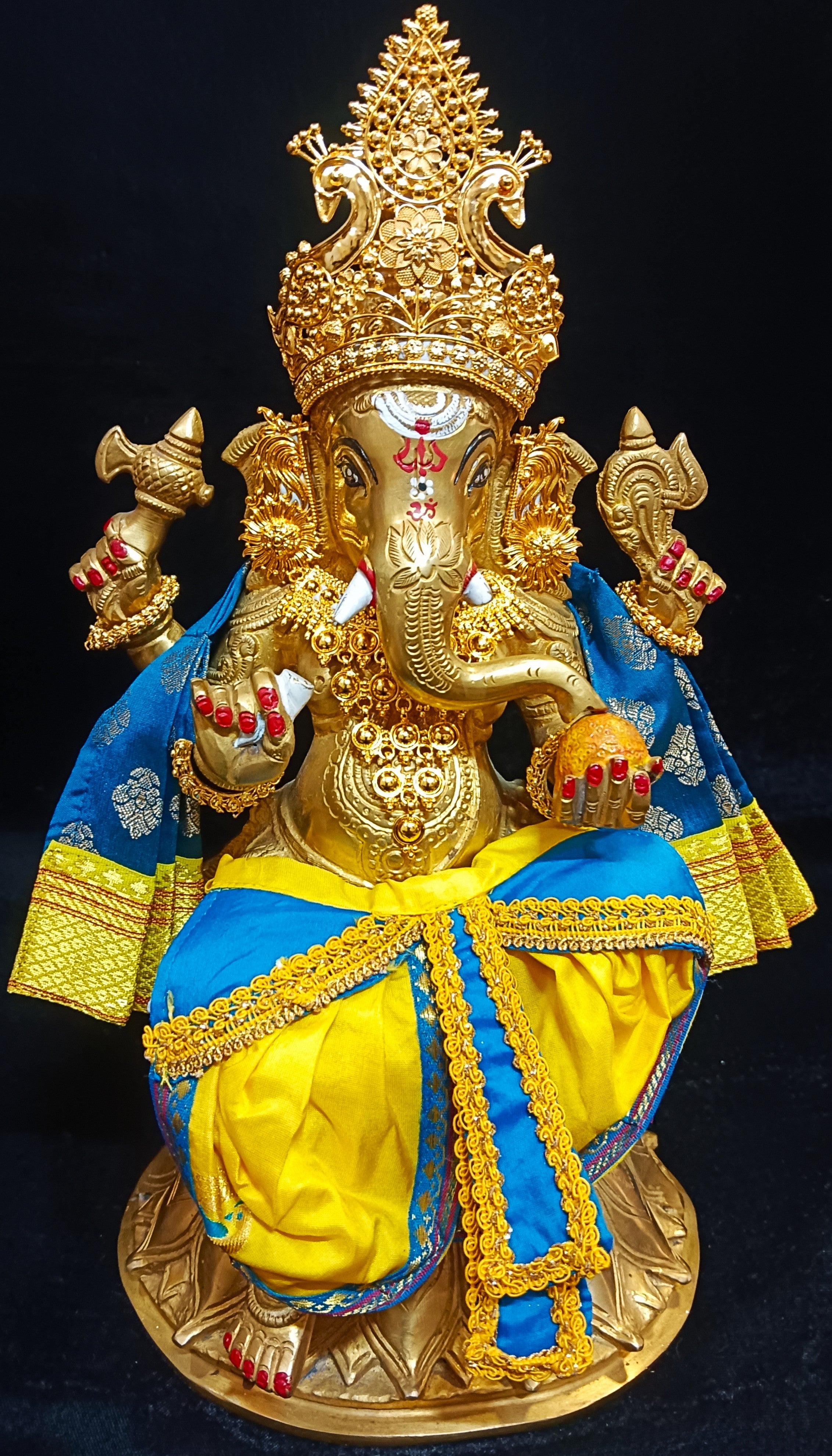 Deity dhoti and patka shalya / Uparna vastra made of Silkmark certified Pure Silk fabric. - Yellow Dhoti & Shalya with Sky Blue Contrast 2