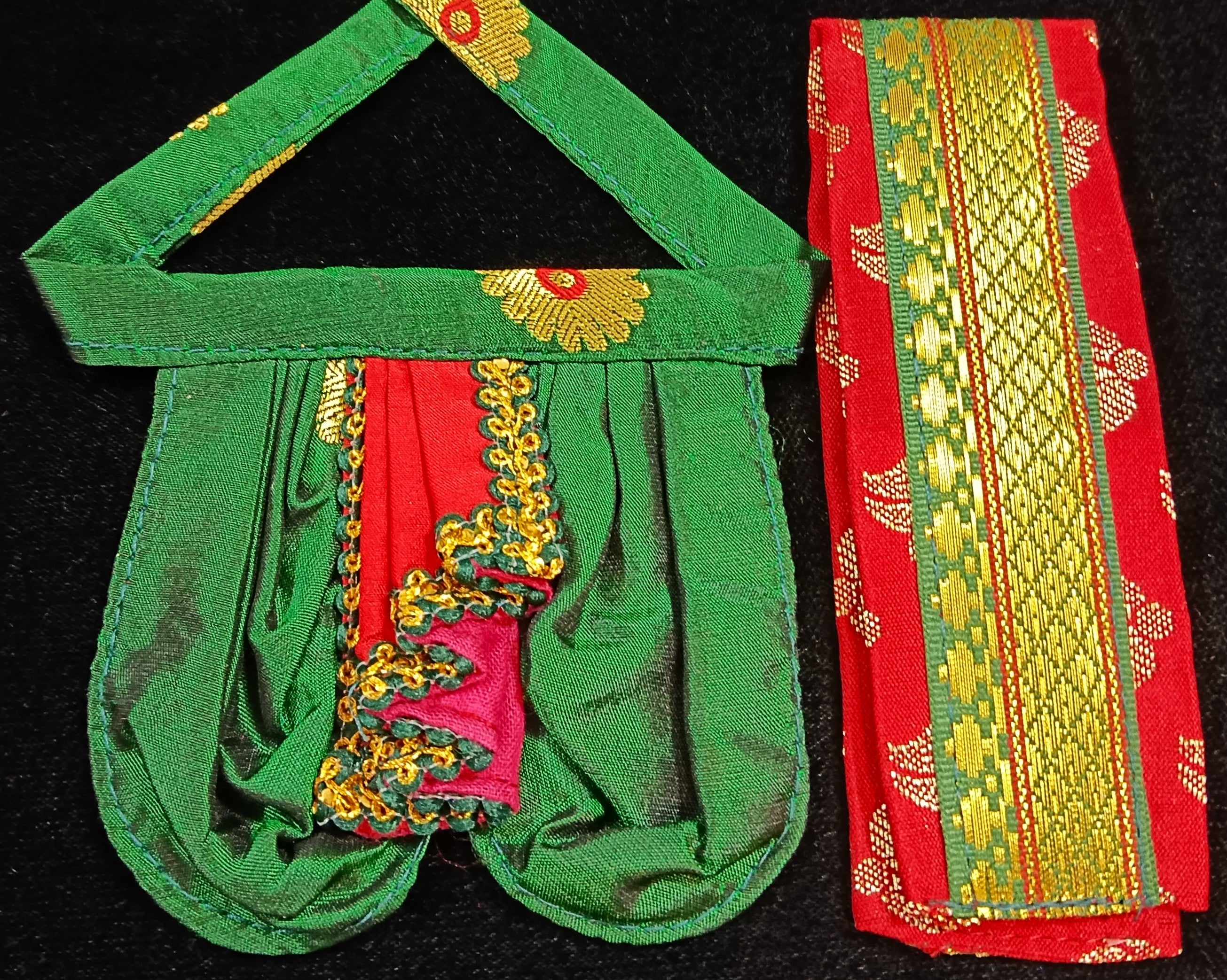 Deity dhoti and patka shalya / Uparna vastra made of Silkmark certified Pure Silk fabric. - Dark Green Dhoti & Shalya with Red Contrast 3