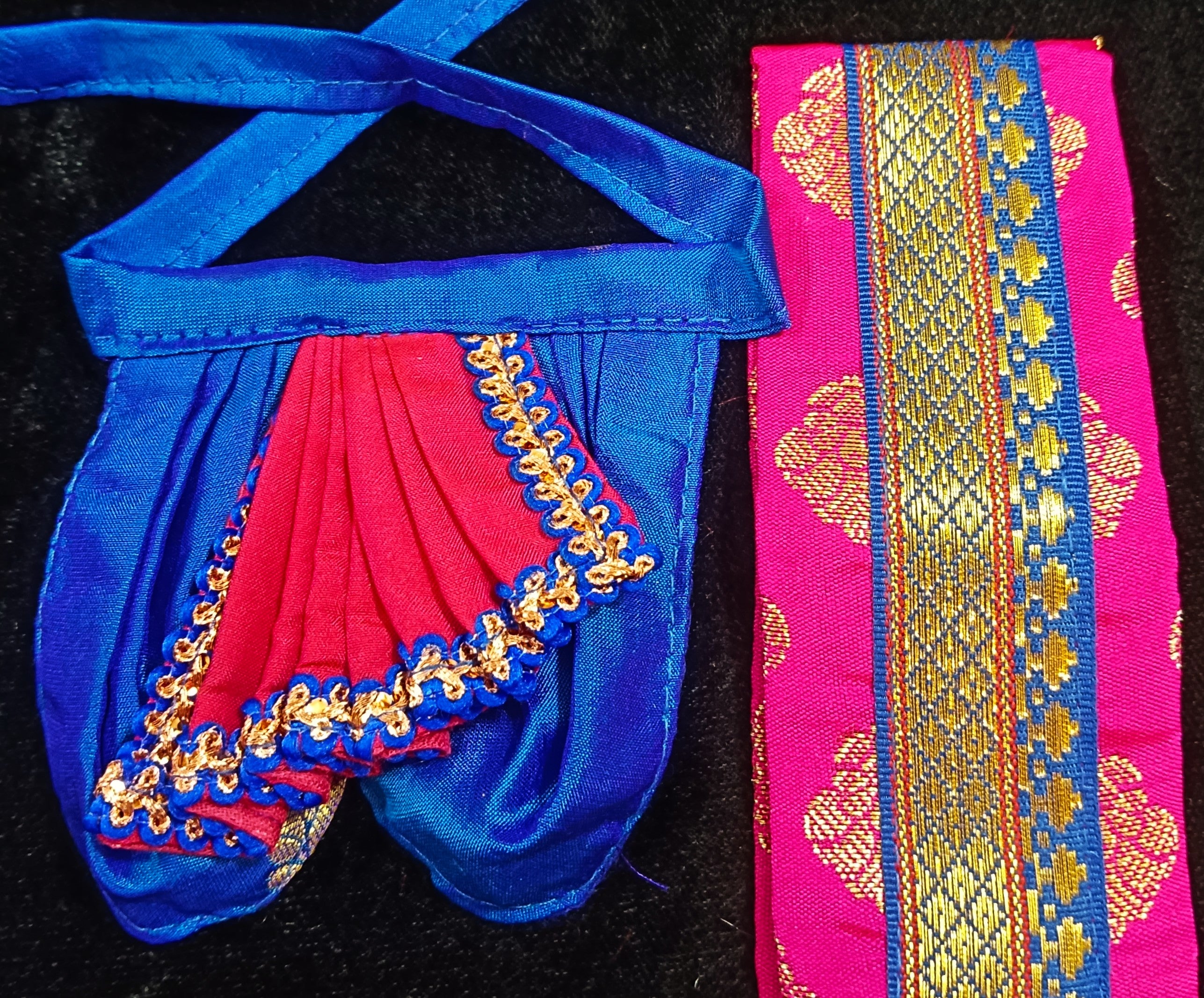 Deity dhoti and patka shalya / Uparna vastra made of Silkmark certified Pure Silk fabric. - Royal Blue Dhoti & Shalya with Rani Pink Contrast 2
