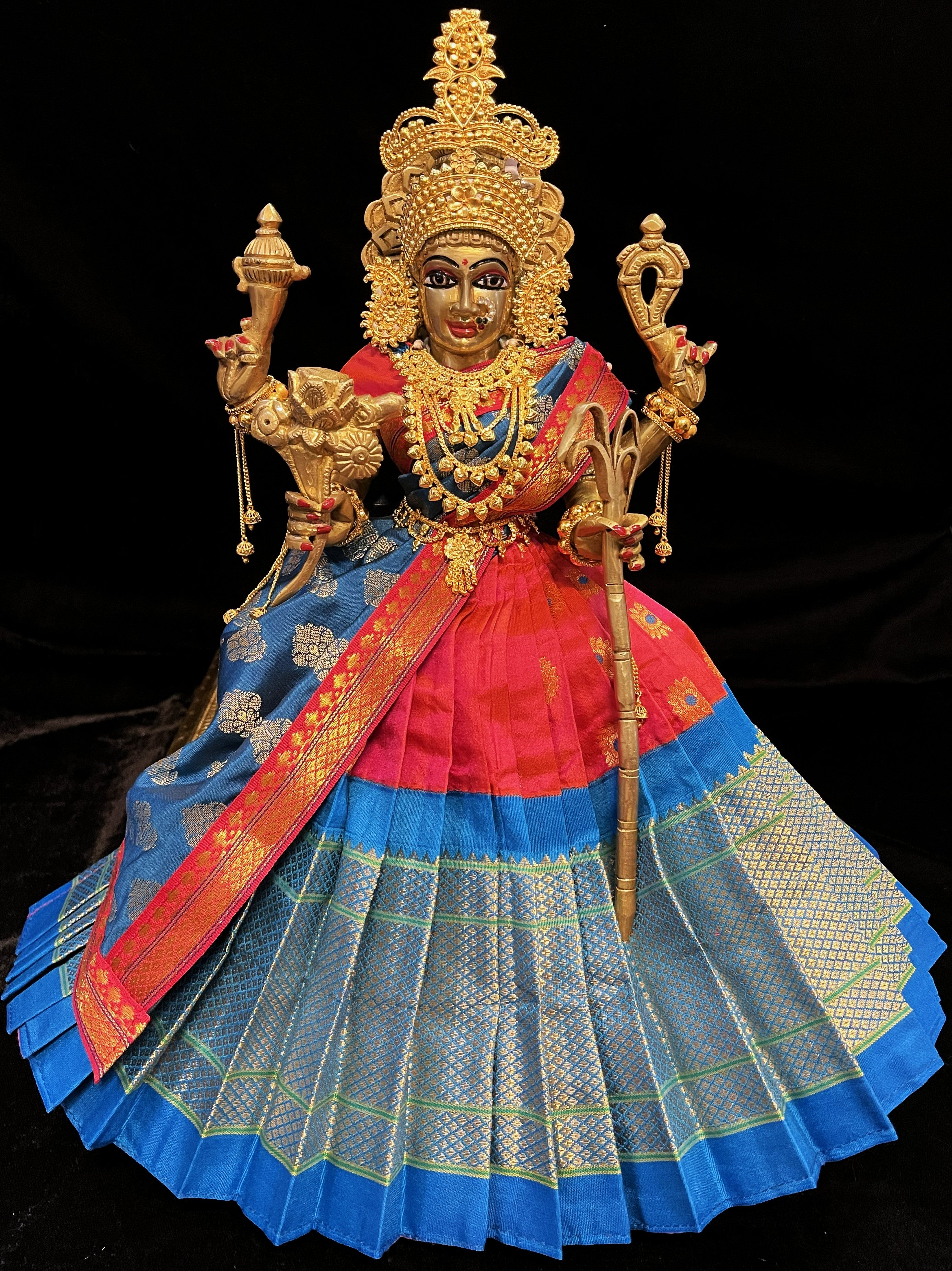 Deity half saree / lehenga patka made of Silkmark certified Pure Silk fabric. - Pink Lehenga with Sky Blue border and Sky Blue Contrast Dupatta 1