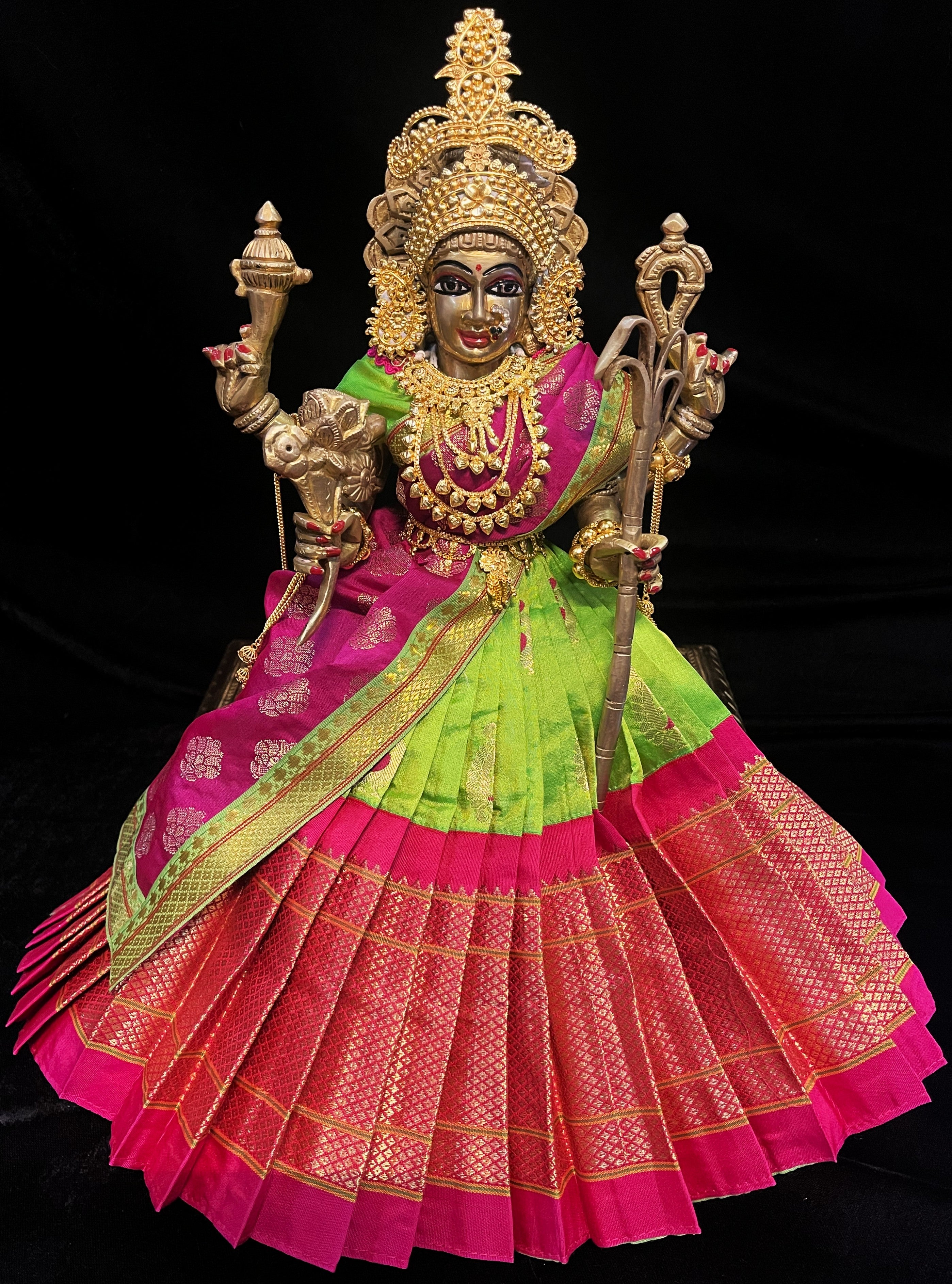 Deity half saree / lehenga patka made of Silkmark certified Pure Silk fabric. - Parrot Green Lehenga with Rani pink border and Rani Pink Contrast Dupatta 1