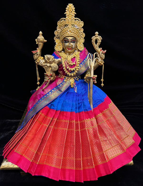 Deity half saree / lehenga patka made of Silkmark certified Pure Silk fabric. - Royal Blue Lehenga with Rani Pink border and Rani Pink Contrast Dupatta