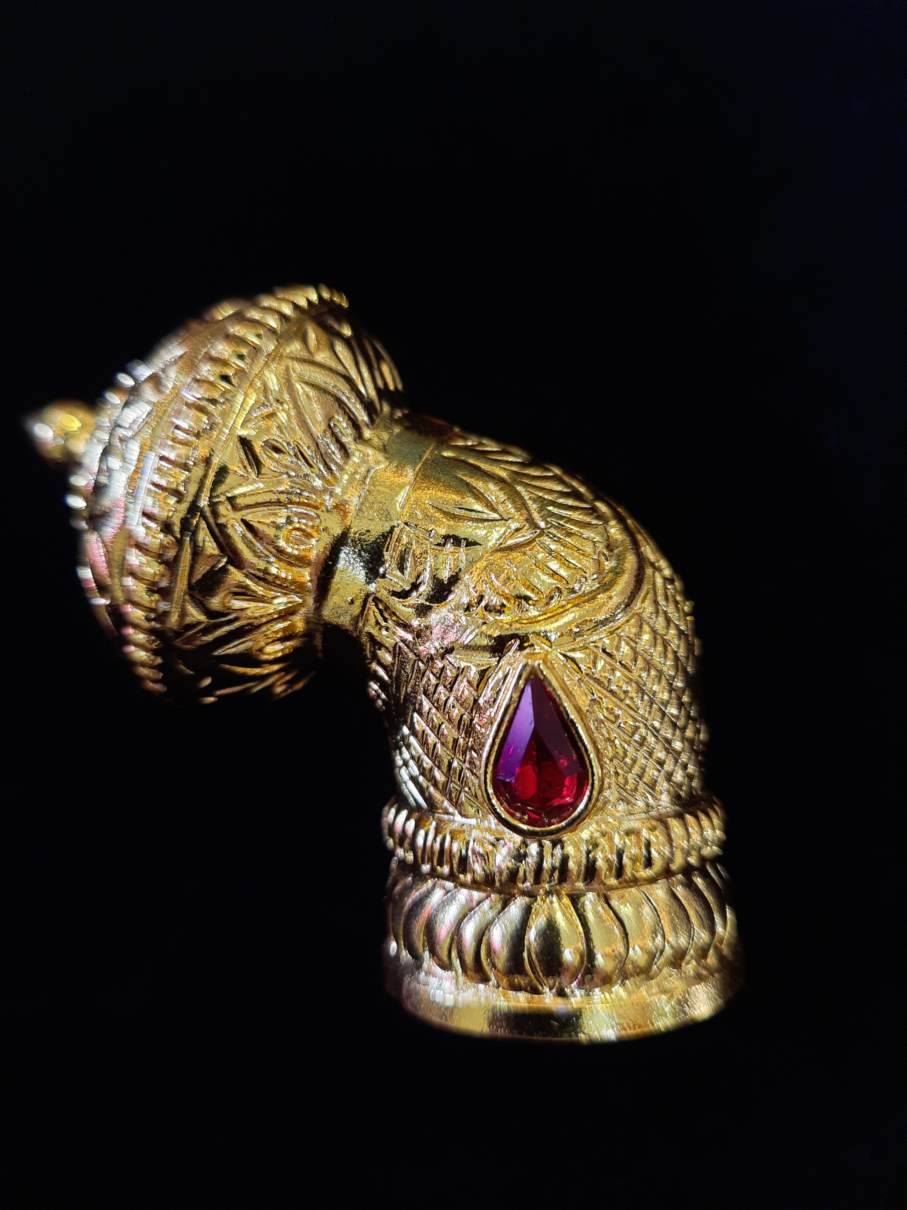 Andal Style full Crown - Brass gold with red stone - Length: 2.5 inches, Width: 4 inches (full circle)