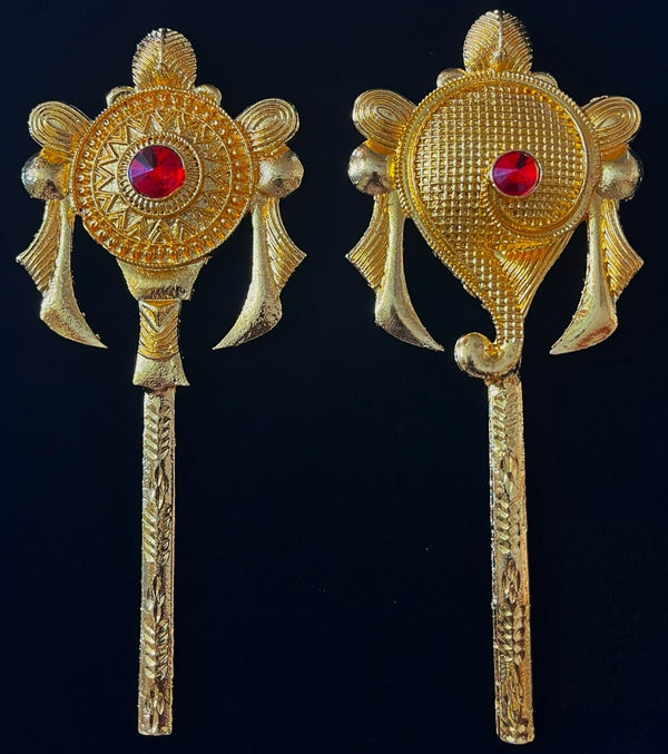 Shanku Chakra Ayudha Set – Lord Vishnu / Balaji Symbols - Red stone on gold plated metal alloy - Length: 4.5 inches