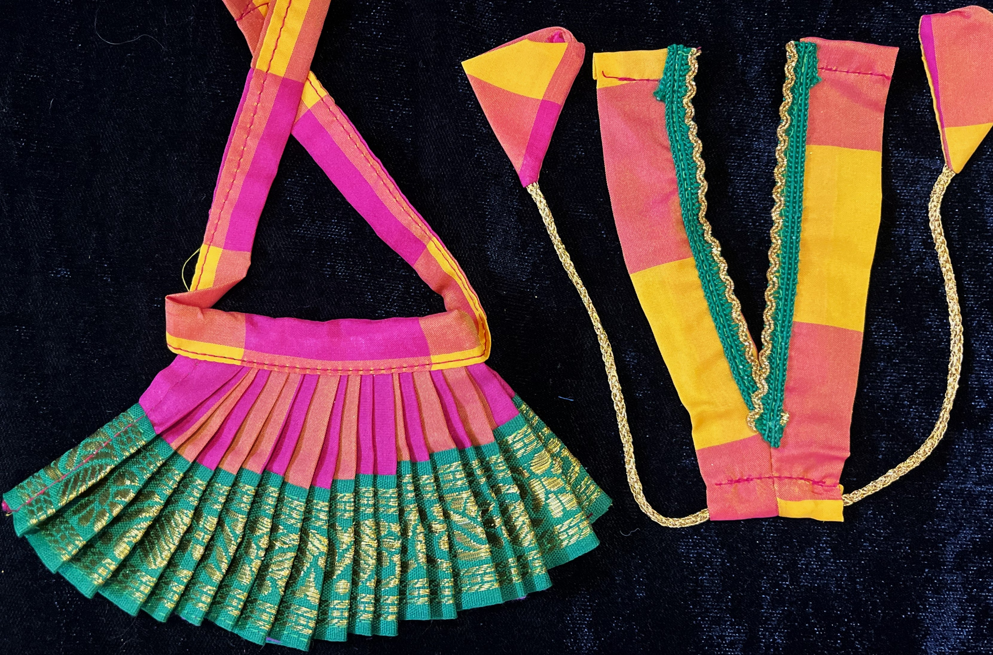 Deity half saree / lehenga patka made of Traditional Checks Silk (Not Pure Silk) - Pink and Yellow Checks saree with Green border and Green dupata 3