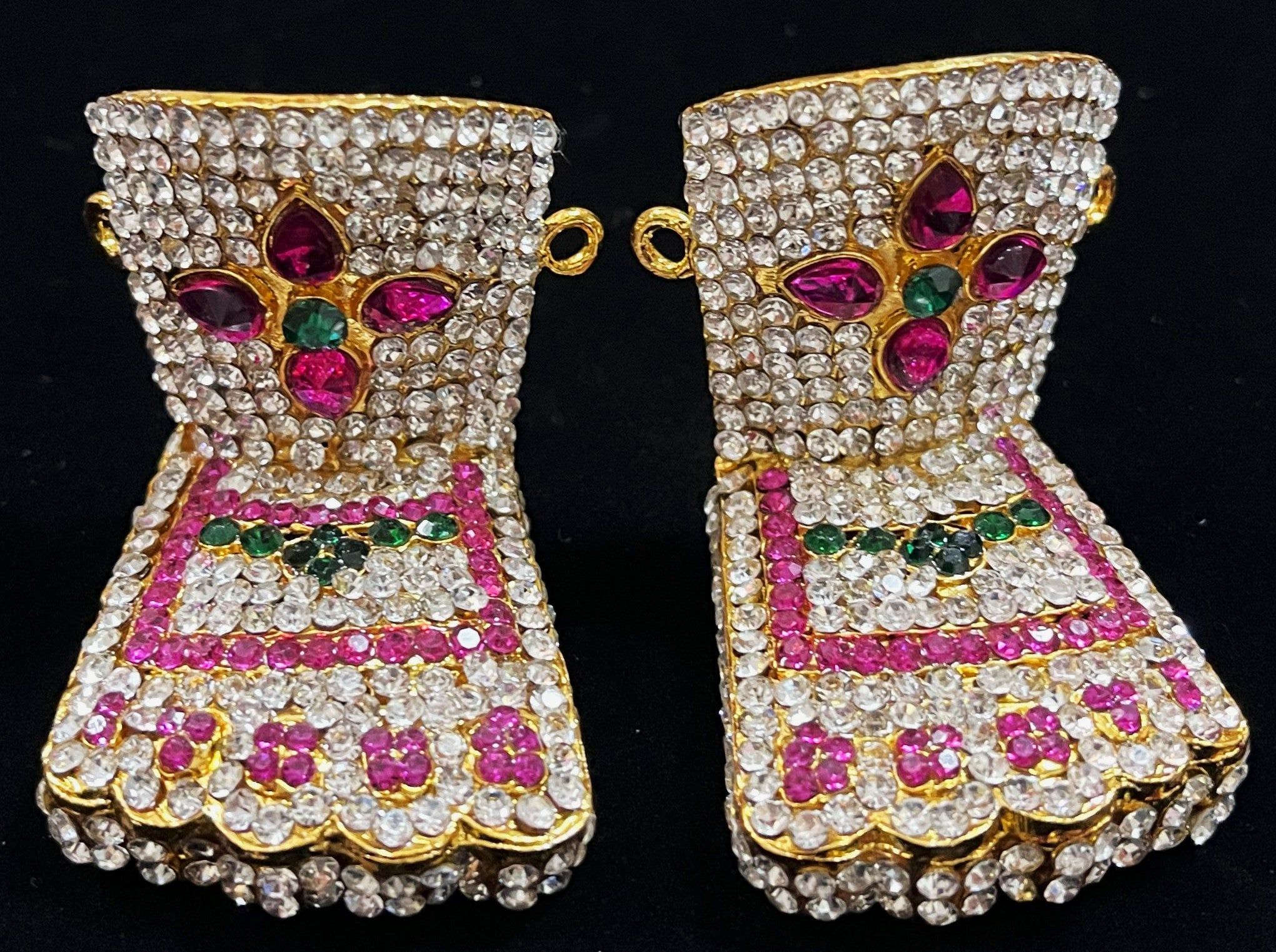 Pada / Legs Kavacham – Sacred Feet Armour - Pink, green and white / Red, white & green stones on South Indian Stones metal alloy - Length: 1.5 inches 2
