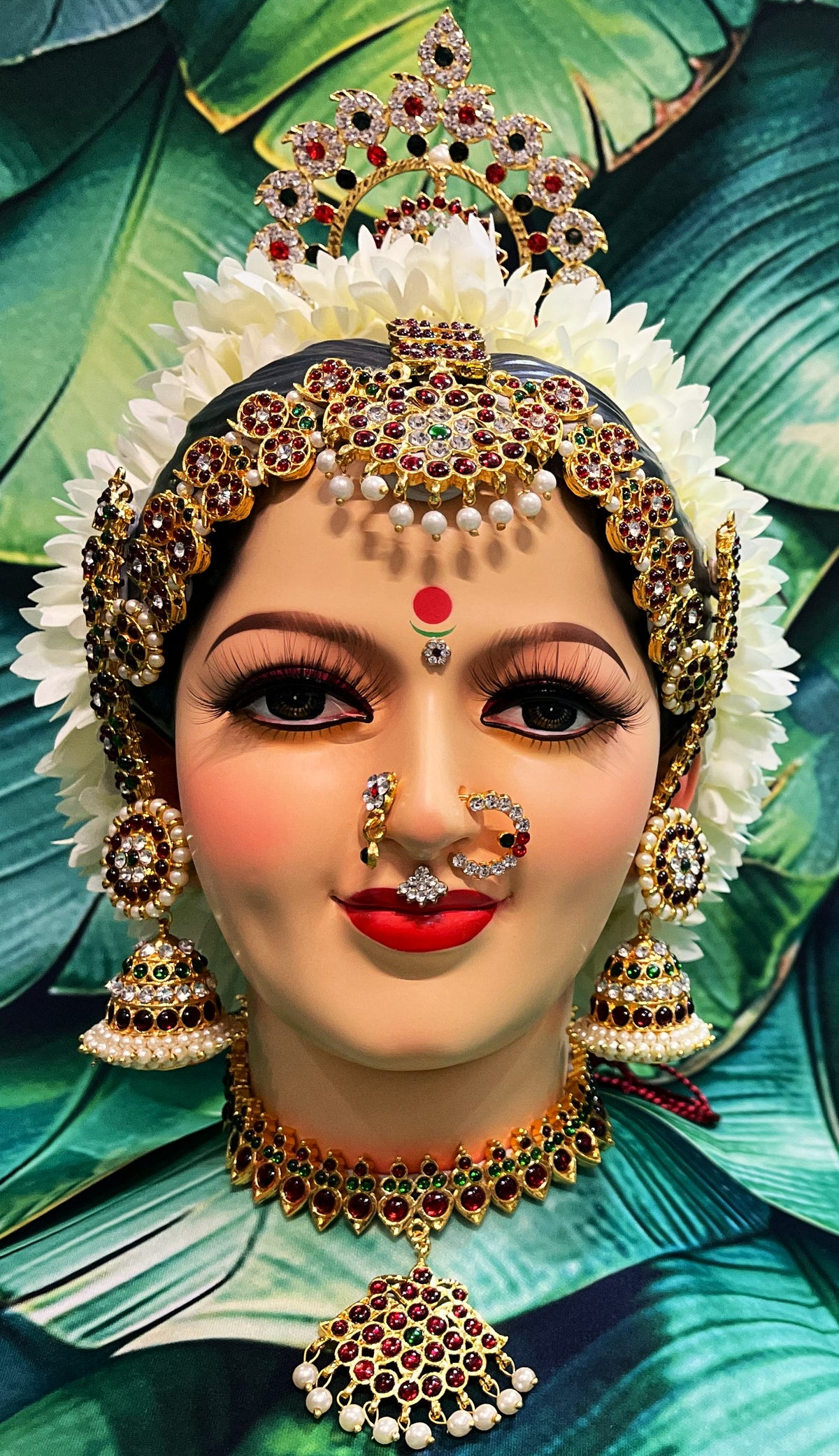 Premium Lakshmi Fiber Full Face with Jewellery – 11 Inch (cannot be tied to coconut)