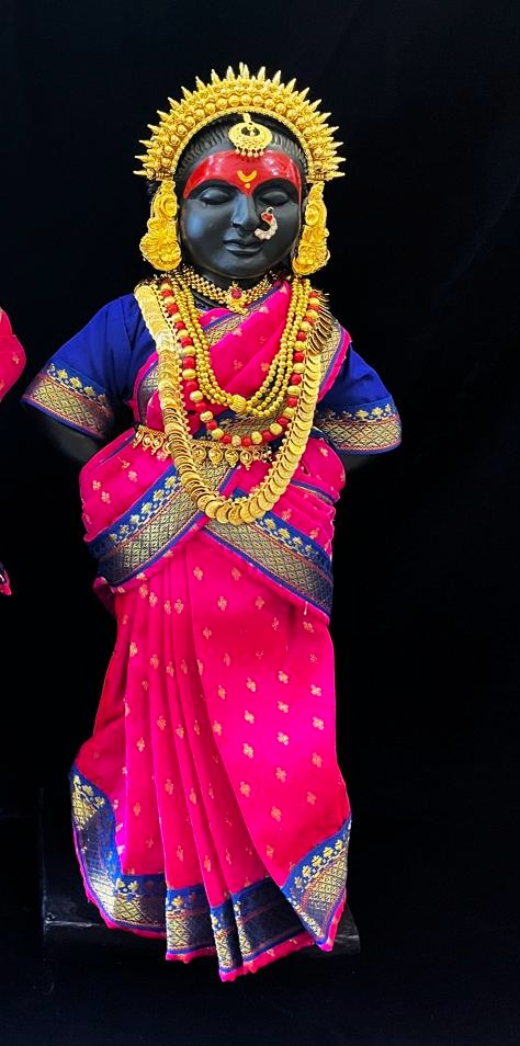 Royal Pre-Stitched made of Soft Silk with small butta Saree  (Pure Silk) - Rani Pink pre plated Saree with Royal Blue Contrast and blouse 3