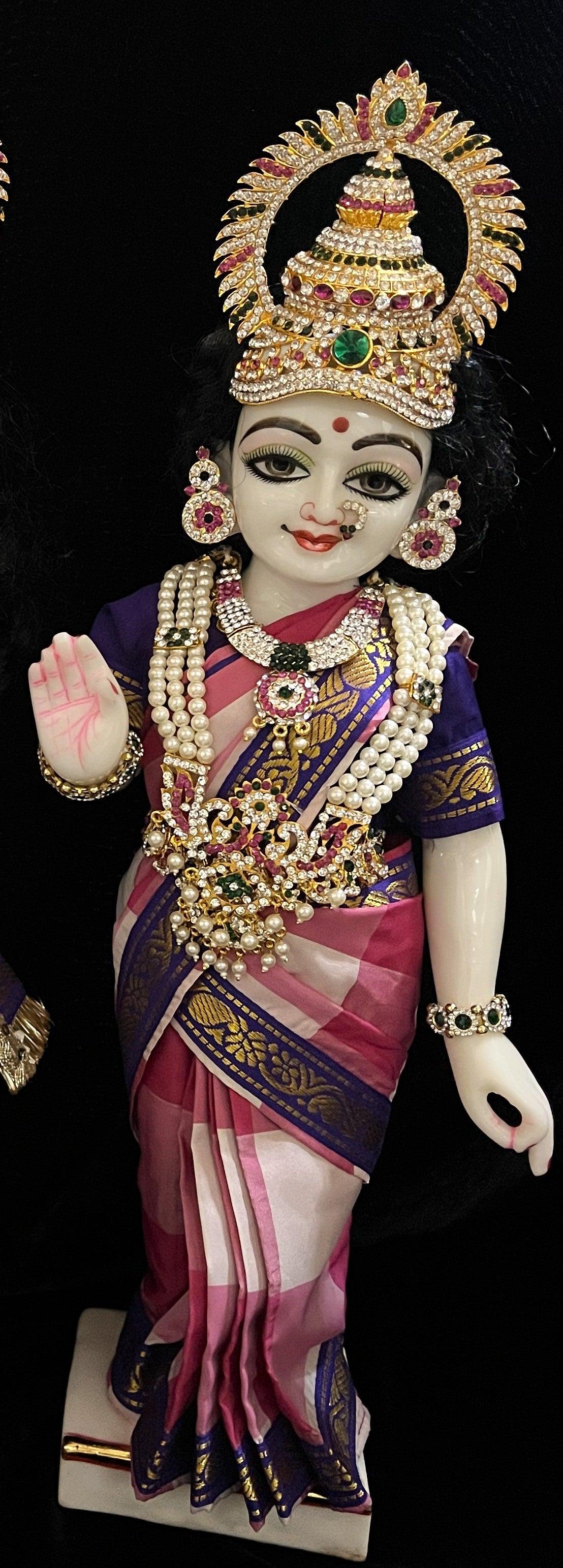 Royal Pre-Stitched Traditional Checks Silk Devi Saree - White And Pink Checks Pre Pleted Saree with Voilet Contrast and blouse 2
