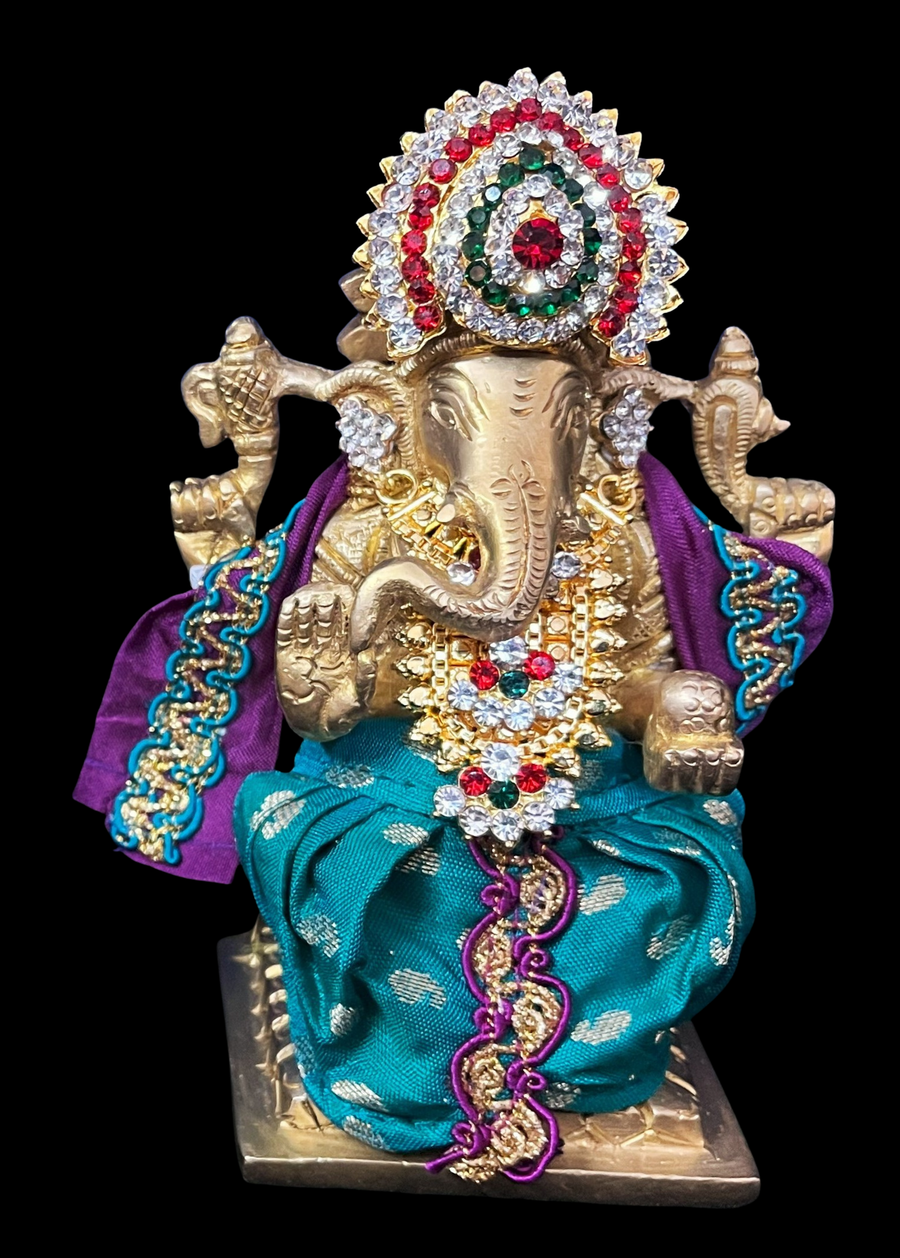 Dhotis for very small idols (less than 4 inches) made of Soft Silk (Pure Silk) - Peacock blue dhoti with Maroon border and Maroon shalya
